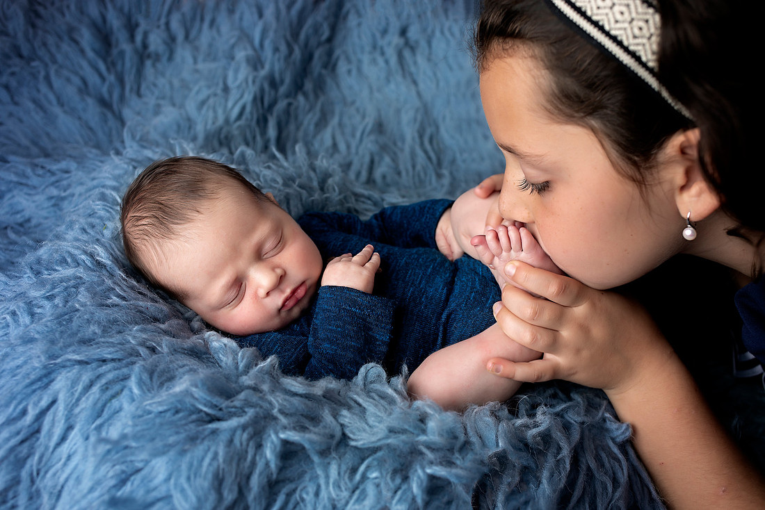 Chicago Newborn Family Photographer Alina Renert