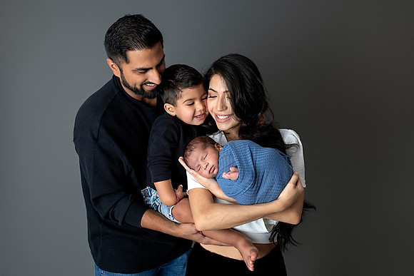 Chicago Newborn Family Photographer Alina Renert - Enzo-46 copy 2