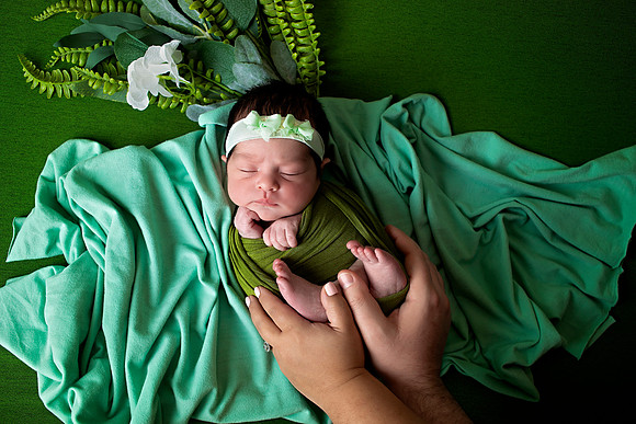 Chicago Newborn Photographer Alina Renert - Sage-96 copy 2