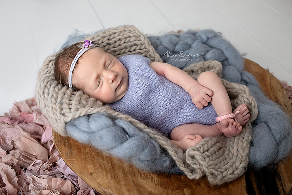 Chicago Twin Newborn Photographer Alina Renert - Winny & MJ-91 copy