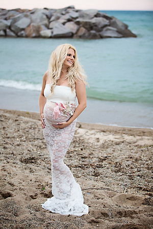 Chicago Maternity Photographer Alina Renert