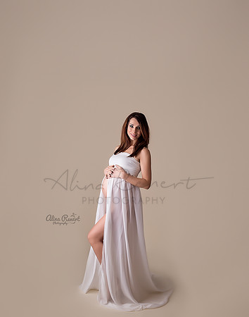 Chicago Maternity Photographer Alina Renert