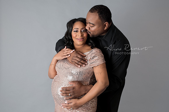 Chicago Studio Maternity Photographer - Vee- Alina Renert Photography-9 copy