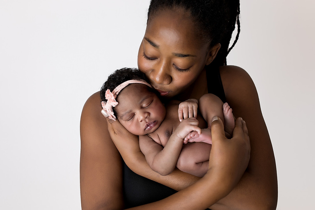 Chicago Newborn Session - Alina Renert Photography