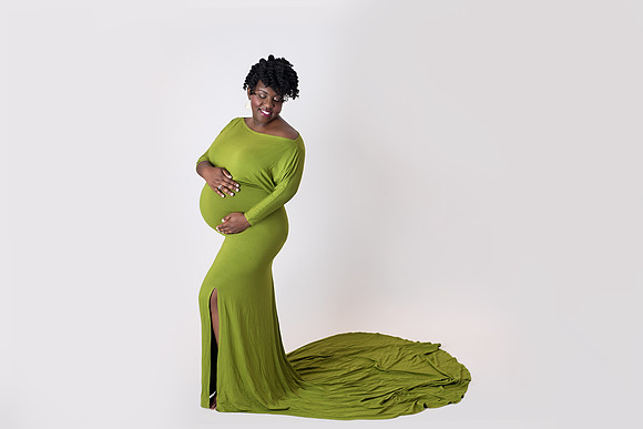 Wheeling Hybrid Maternity Session - Alina Renert Photography