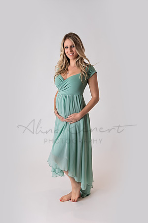Pregnancy Studio Session Chicago Photographer - Alina Renert - Lyuba-24