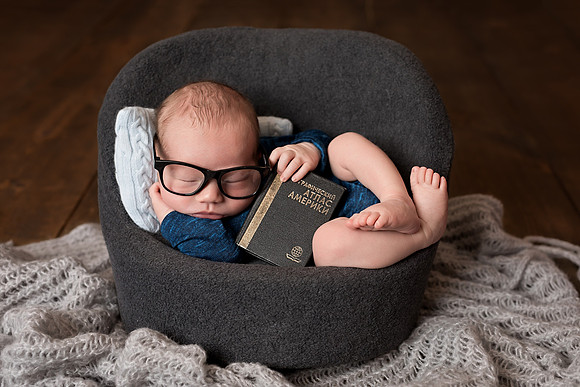 Chicago Studio Newborn Photographer Alina Renert