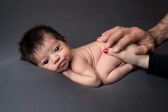 Chicago Newborn Photographer Alina Renert