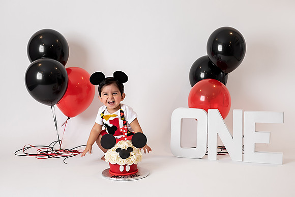 Chicago Studio Family Cake Smash Photographer Alina Renert - Karim-7 copy