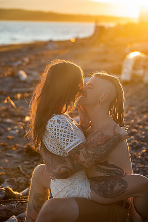Chicago Couples Photographer Alina Renert
