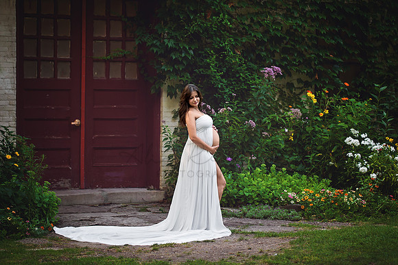 Chicago Outdoor Maternity Session - Niala - Alina Renert Photography-20