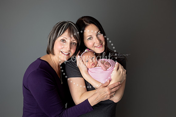 Chicago Newborn Photographer Alina Renert - Mira-43 copy 2